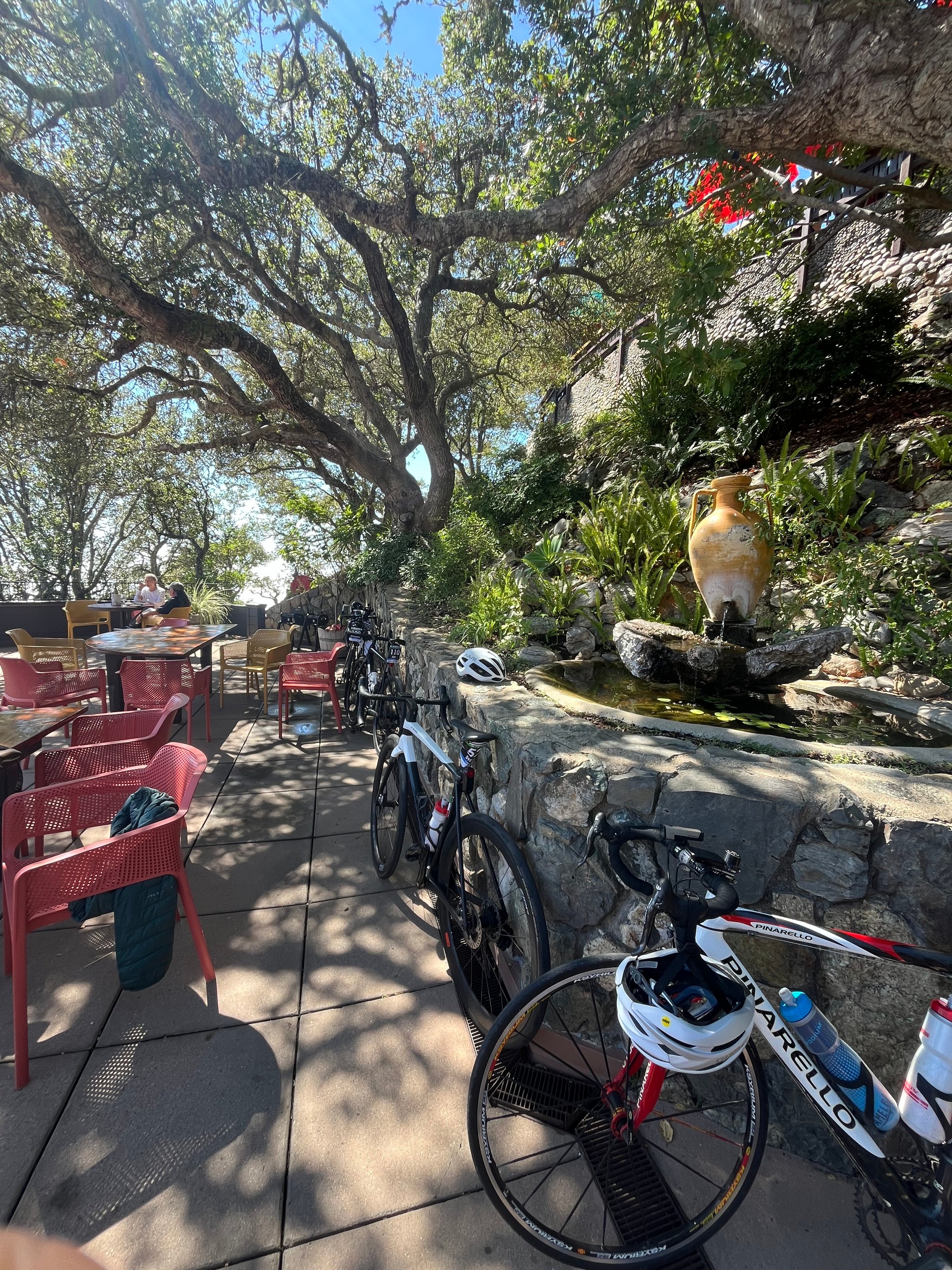 Carolina Multisports at Napenthe, Big Sur, CA, USA